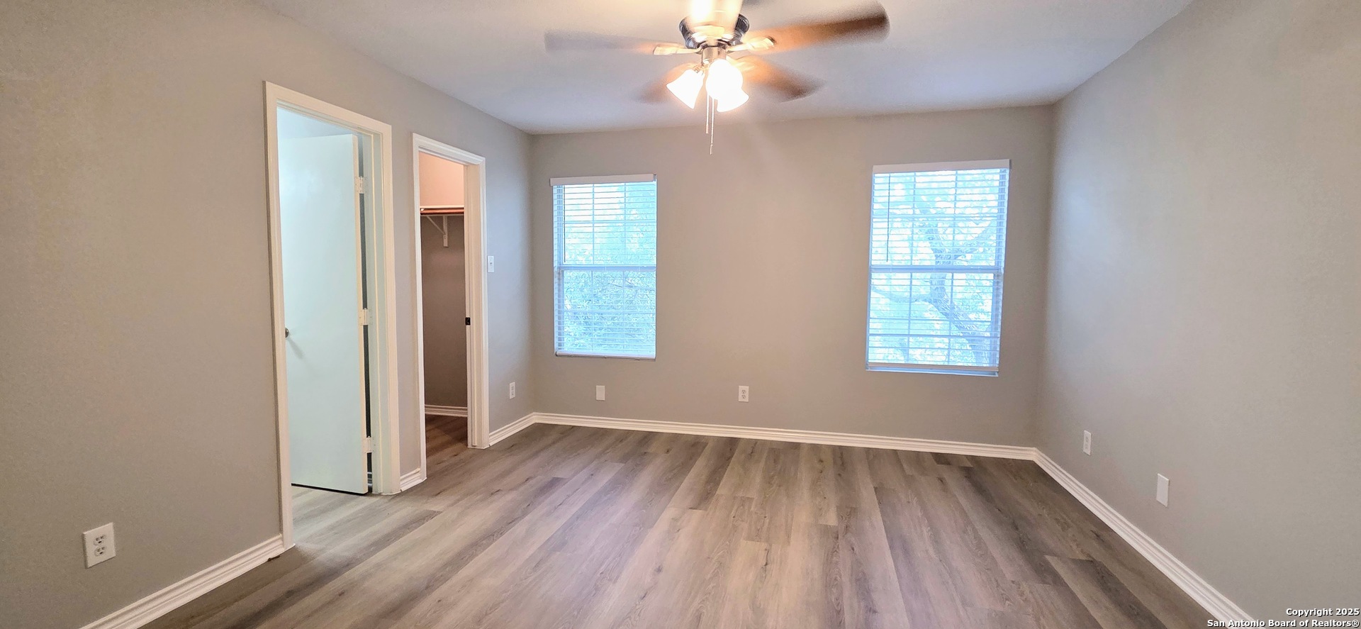7814 Kingsbury Wood San Antonio TX 78240
