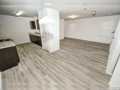 2335 Applewhite Meadow San Antonio TX 78224