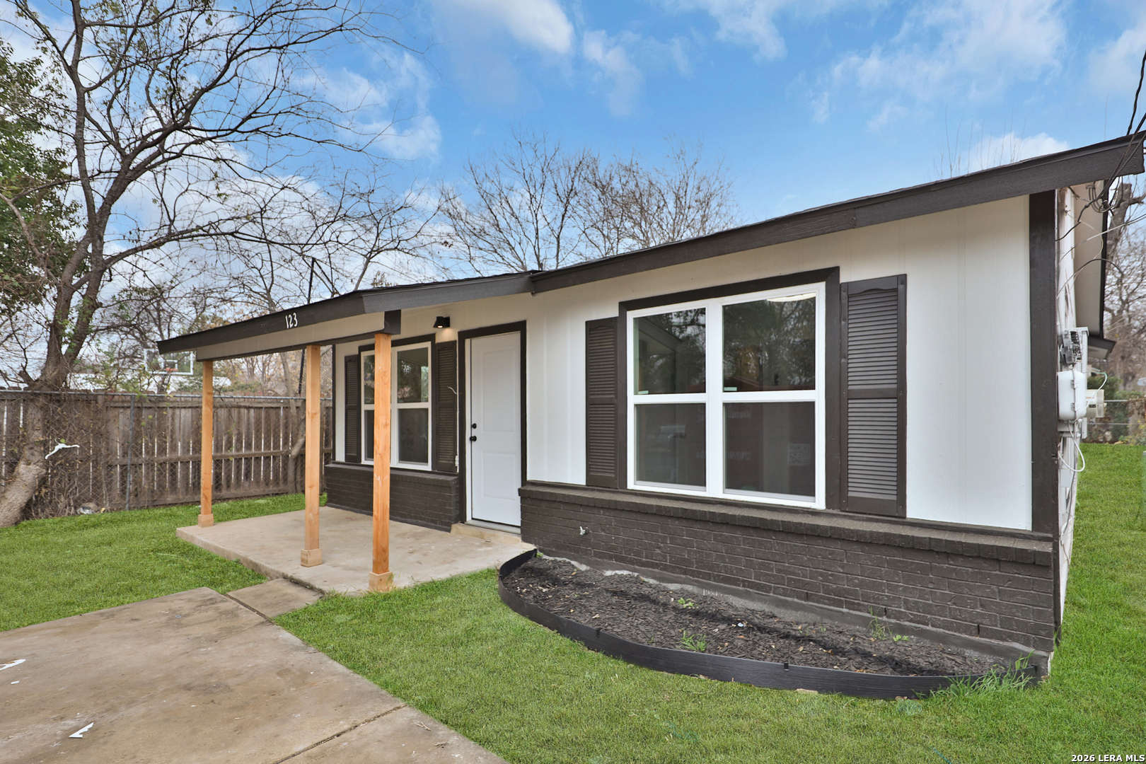 123 Calles Street San Antonio TX 78207