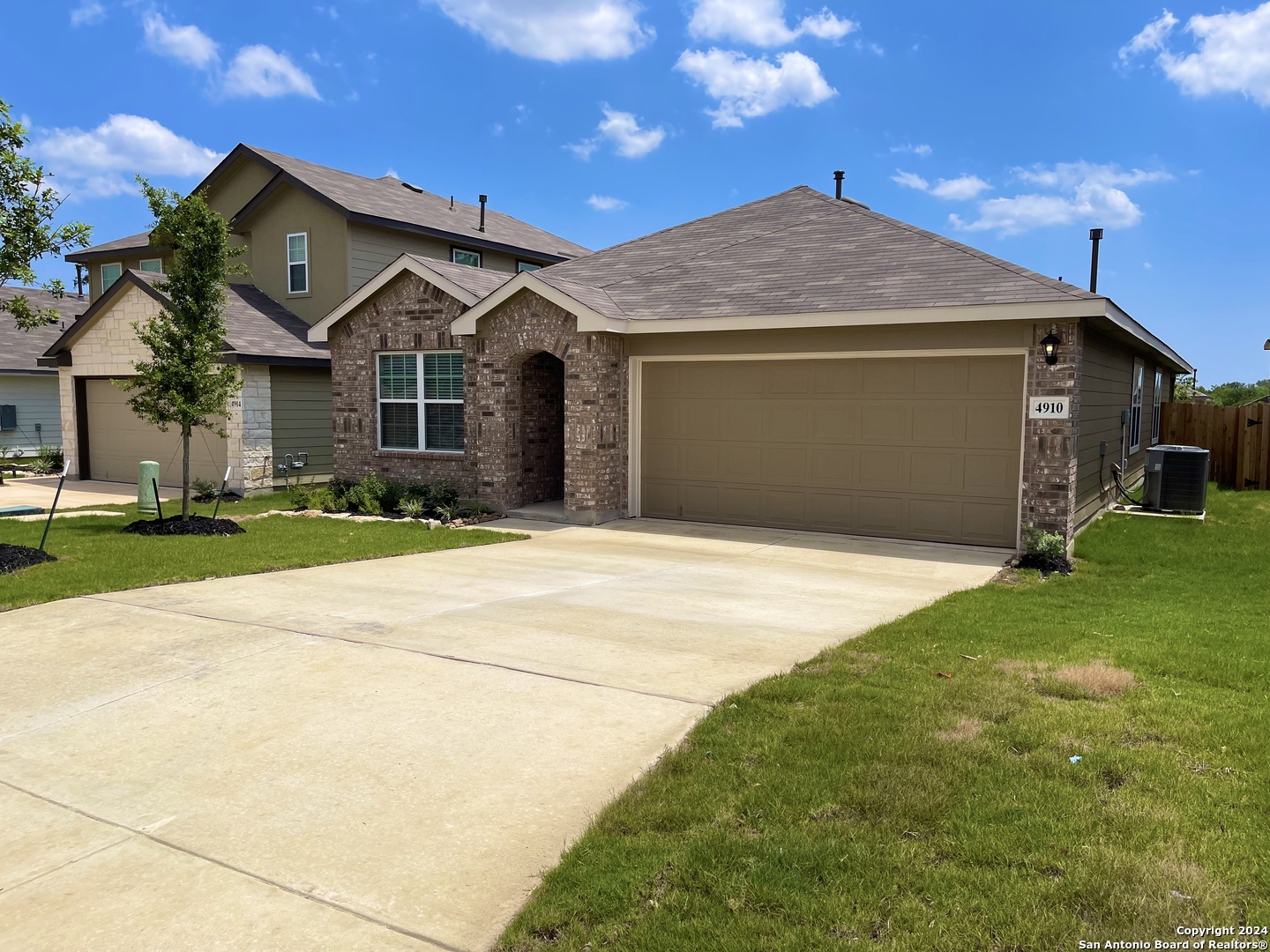 4910 Fairway Bunker San Antonio TX 78261