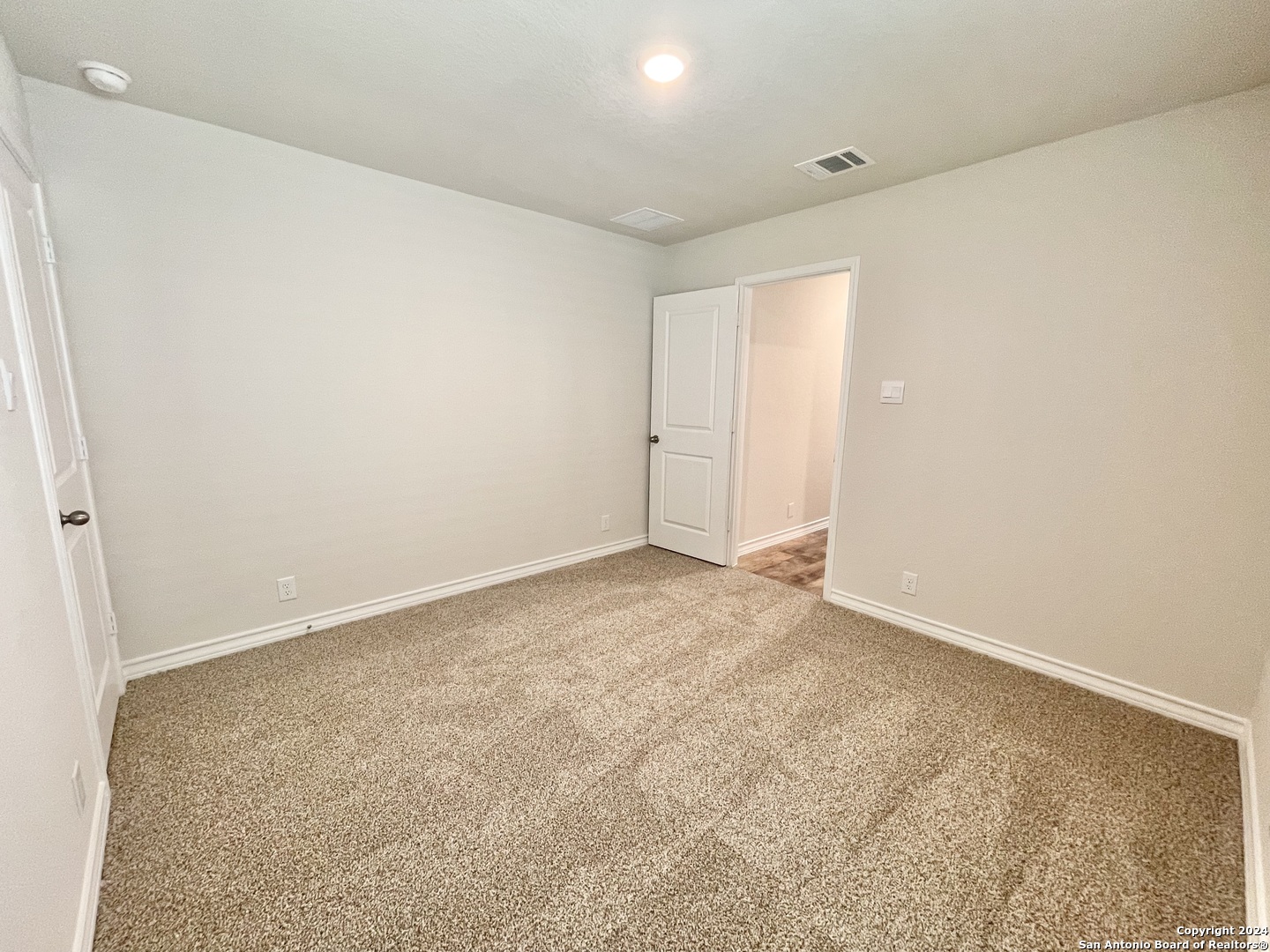 4910 Fairway Bunker San Antonio TX 78261