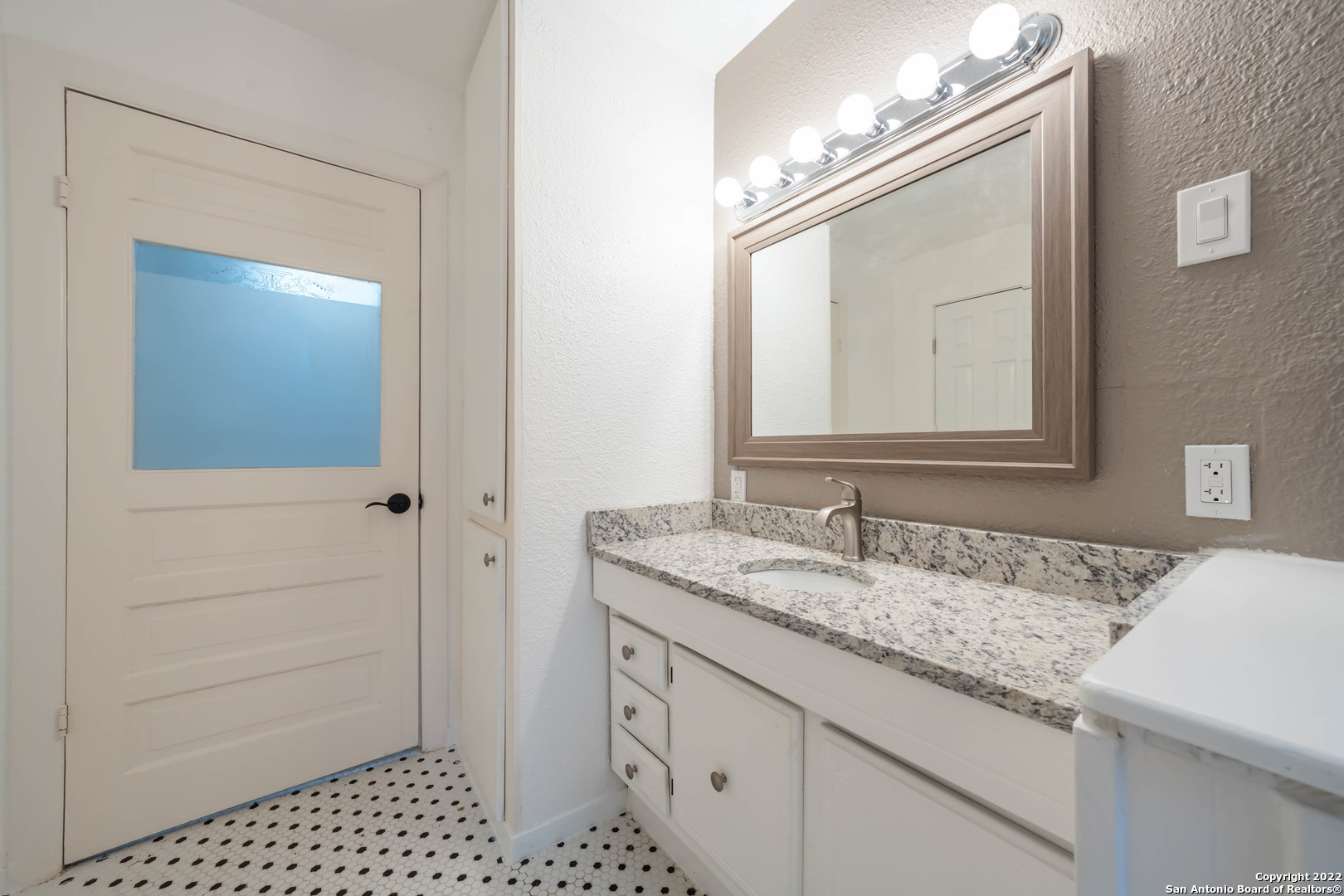 212 Mclane San Antonio TX 78212
