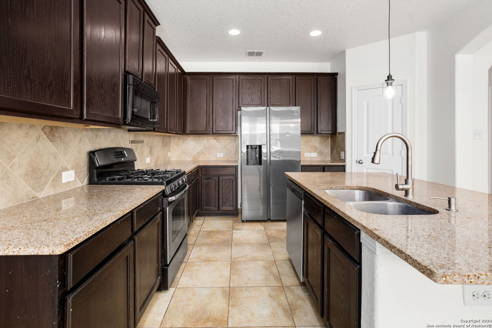 7631 Ruger Ranch San Antonio TX 78254
