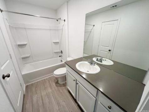 7926 Nessie Trail San Antonio TX 78227