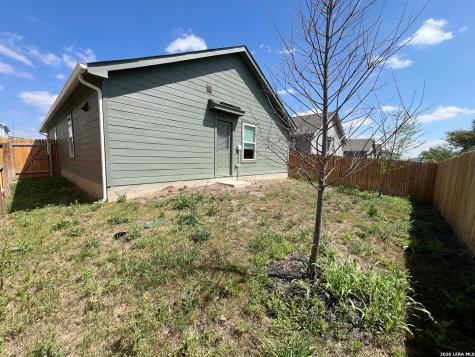 7926 Nessie Trail San Antonio TX 78227