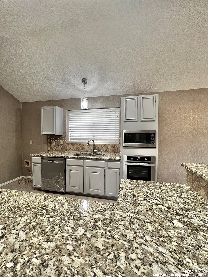 5758 Cedar Cove San Antonio TX 78249