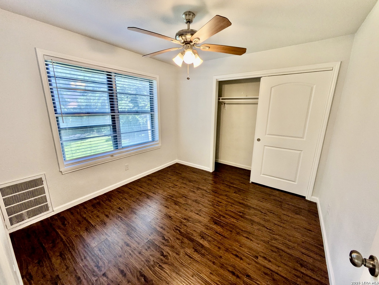 304 E Mistletoe San Antonio TX 78212