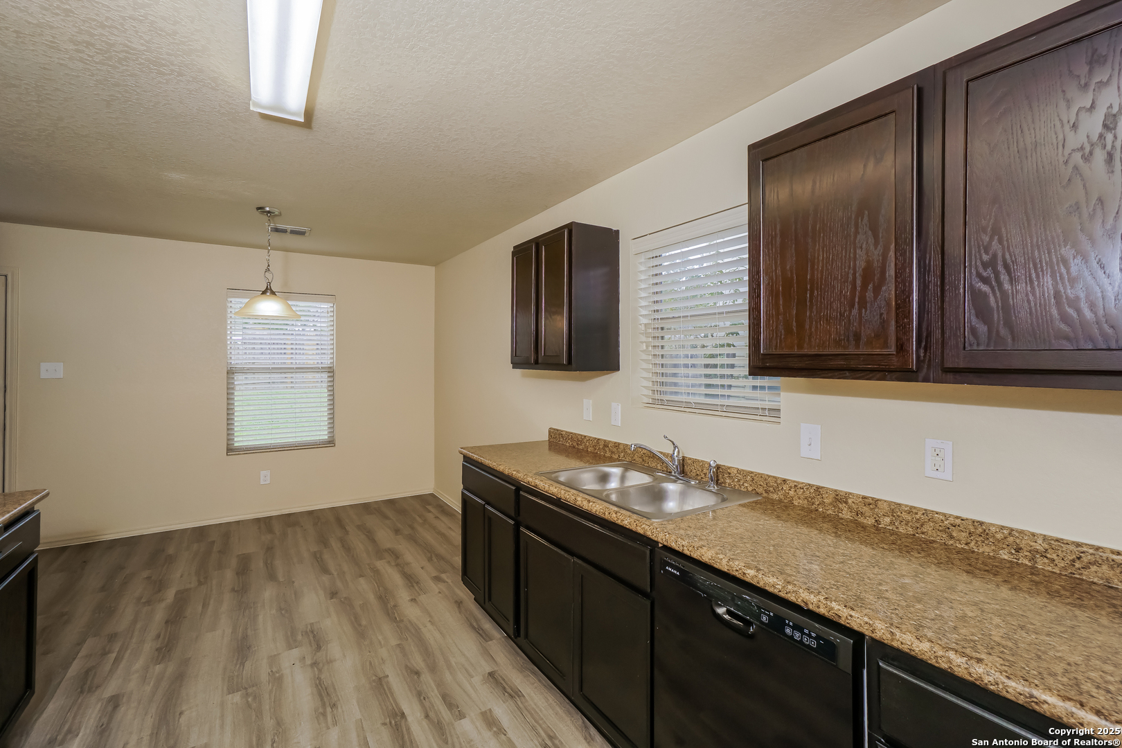 5811 Camier Cove San Antonio TX 78218