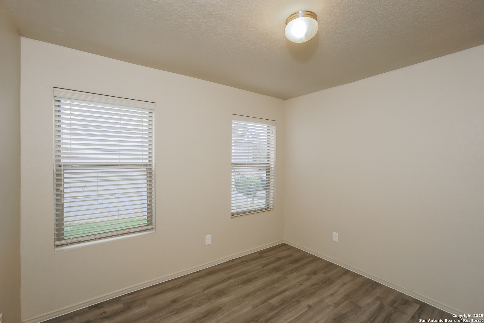 5811 Camier Cove San Antonio TX 78218