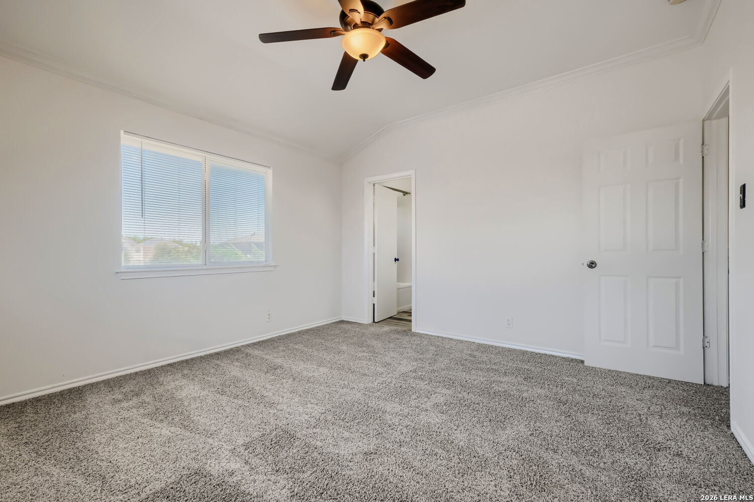 5635 Midcrown Drive San Antonio TX 78218