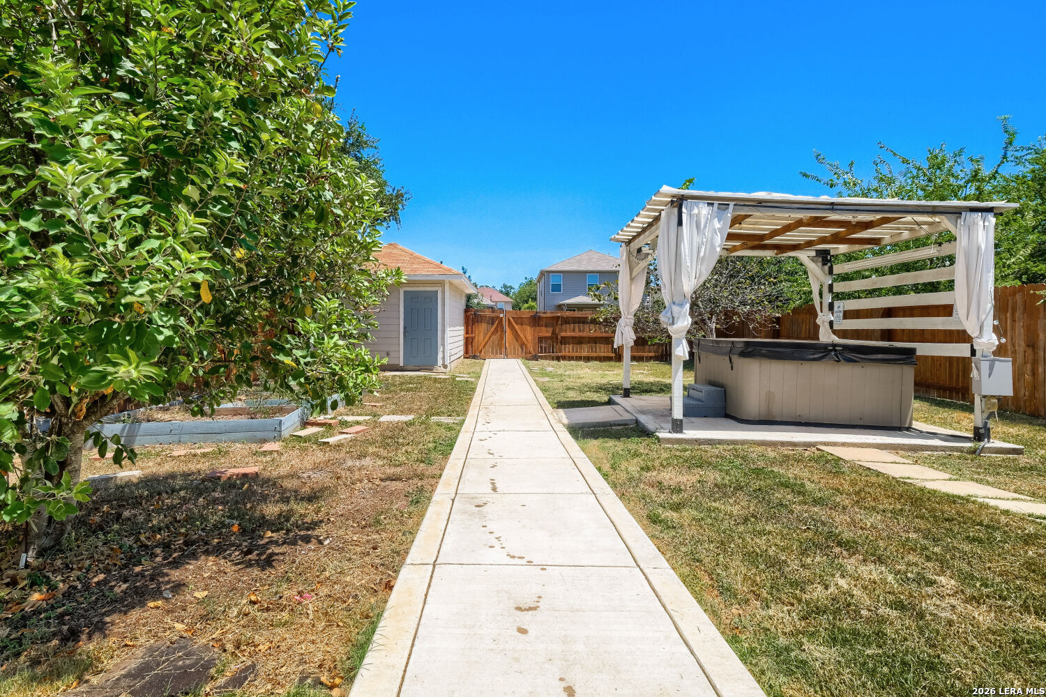 5635 Midcrown Drive San Antonio TX 78218