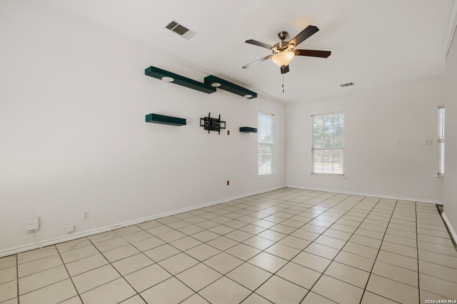 5635 Midcrown Drive San Antonio TX 78218