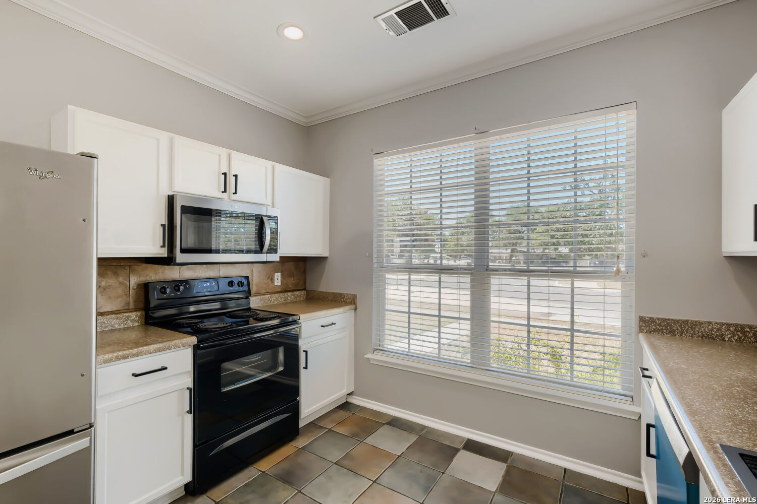 5635 Midcrown Drive San Antonio TX 78218