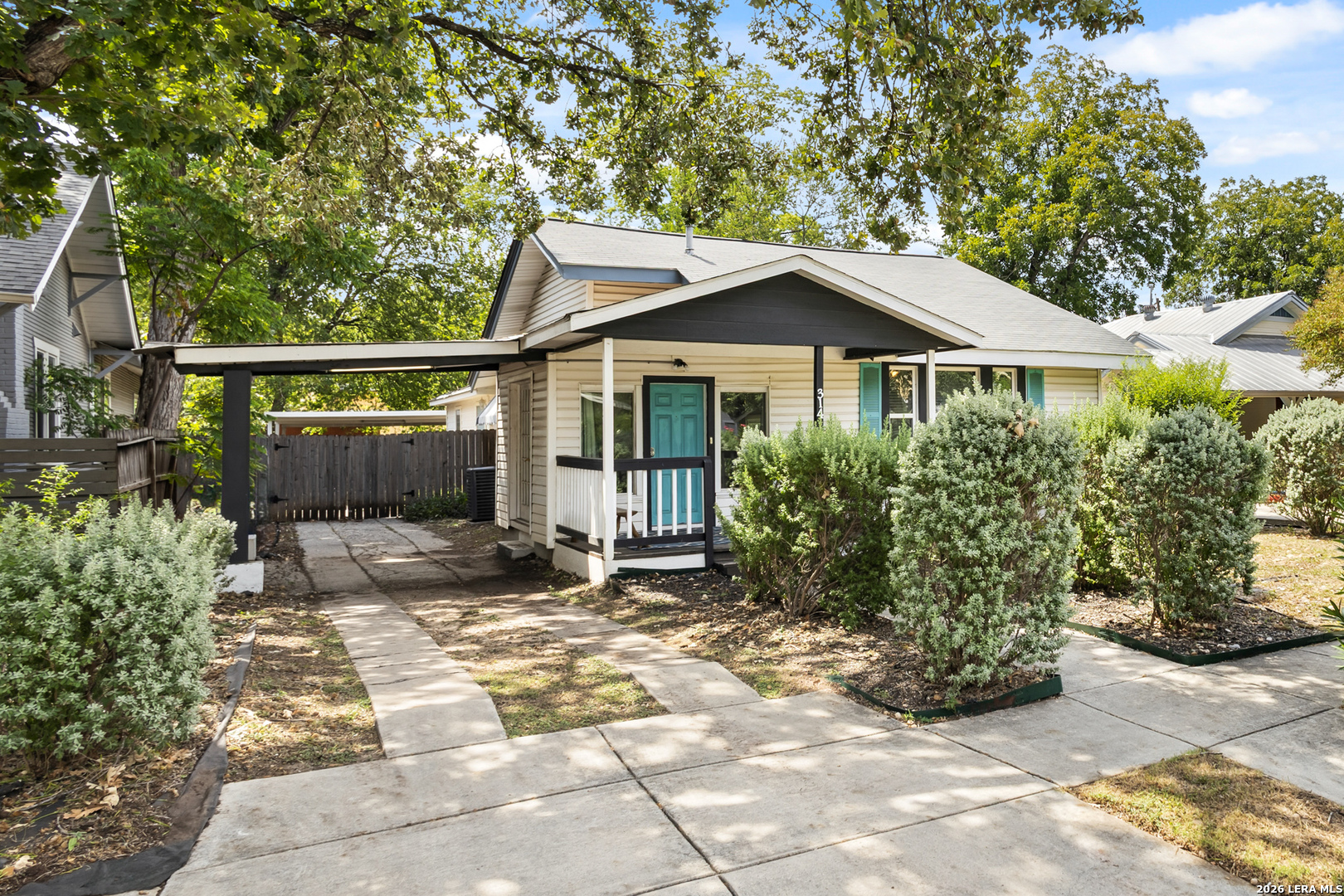 314 Queen Anne Court San Antonio TX 78209