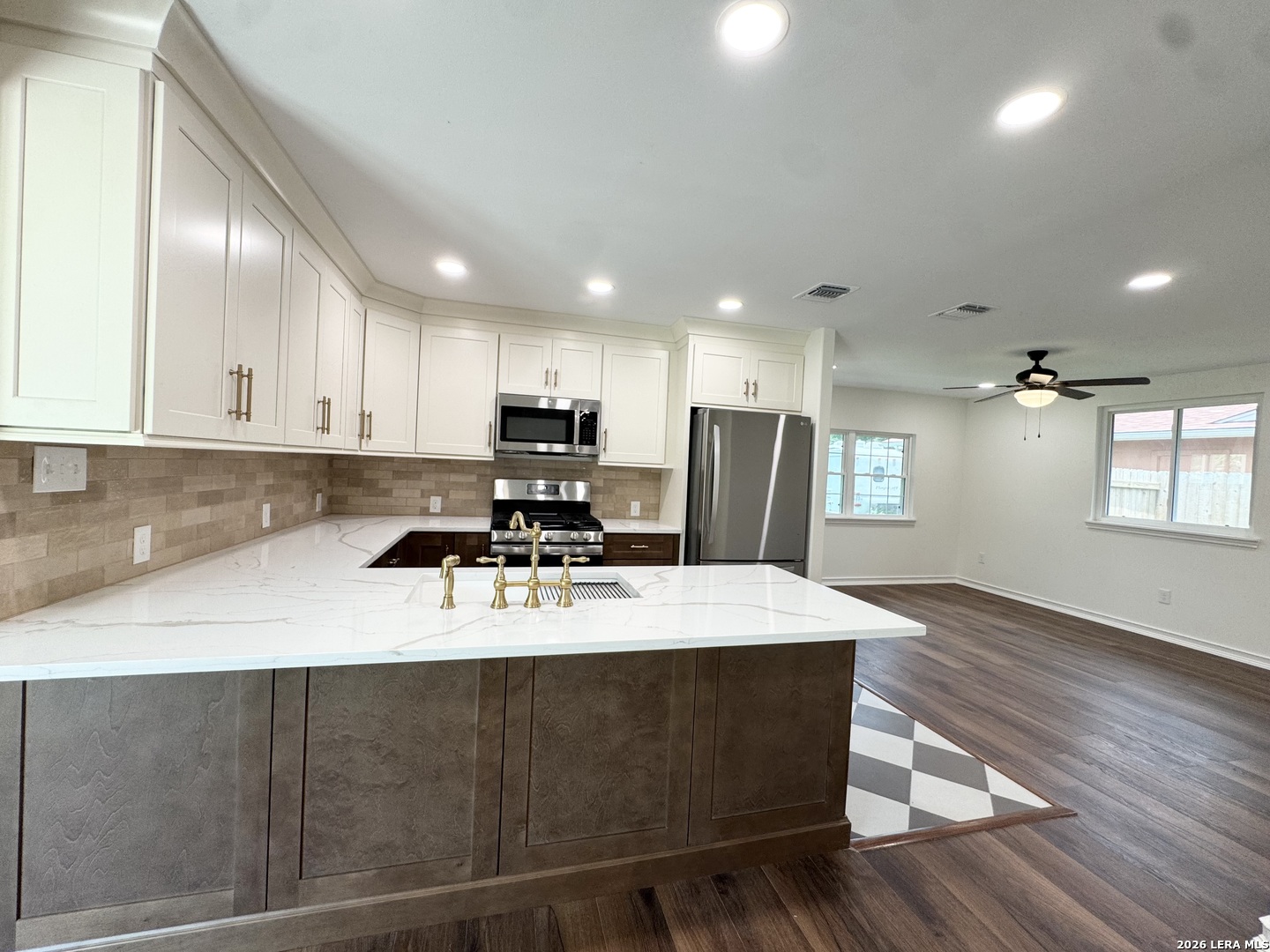 4110 Hunters Glen San Antonio TX 78218
