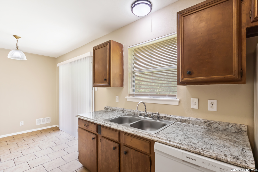 4518 Clear Spring Drive San Antonio TX 78217