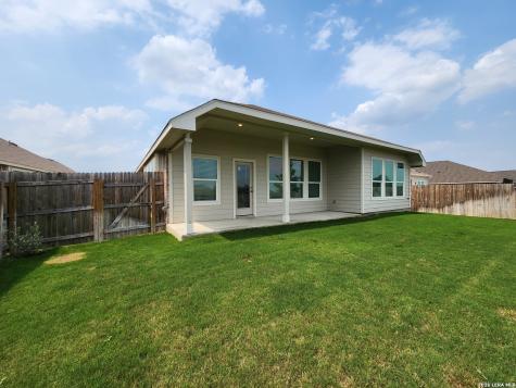 5923 Corsicana Cove Seguin TX 78155