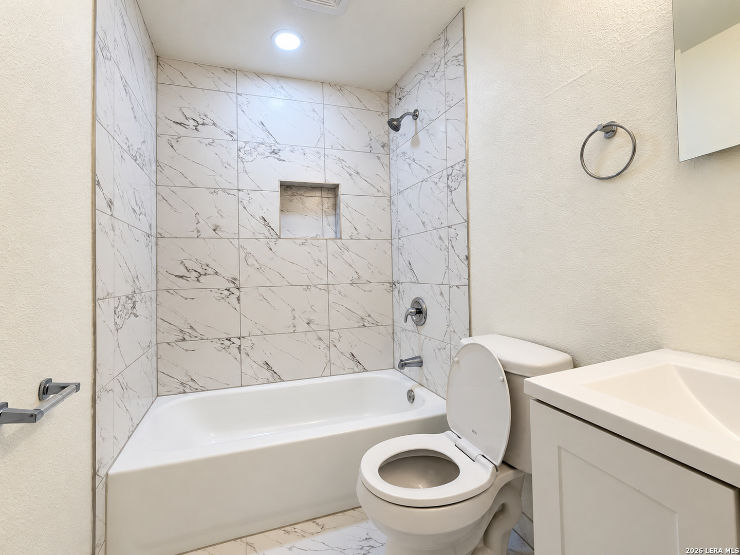 2935 Wishing Lake Drive San Antonio TX 78222
