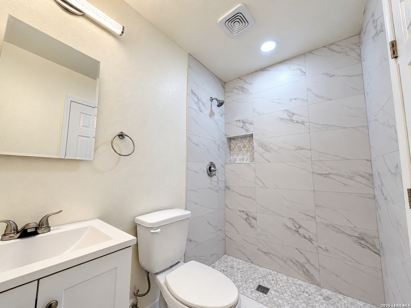 2935 Wishing Lake Drive San Antonio TX 78222