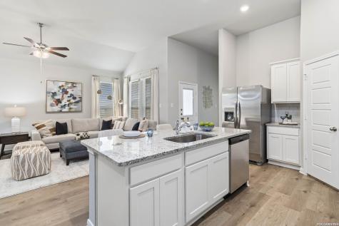 165 Nespral Drive San Antonio TX 78253