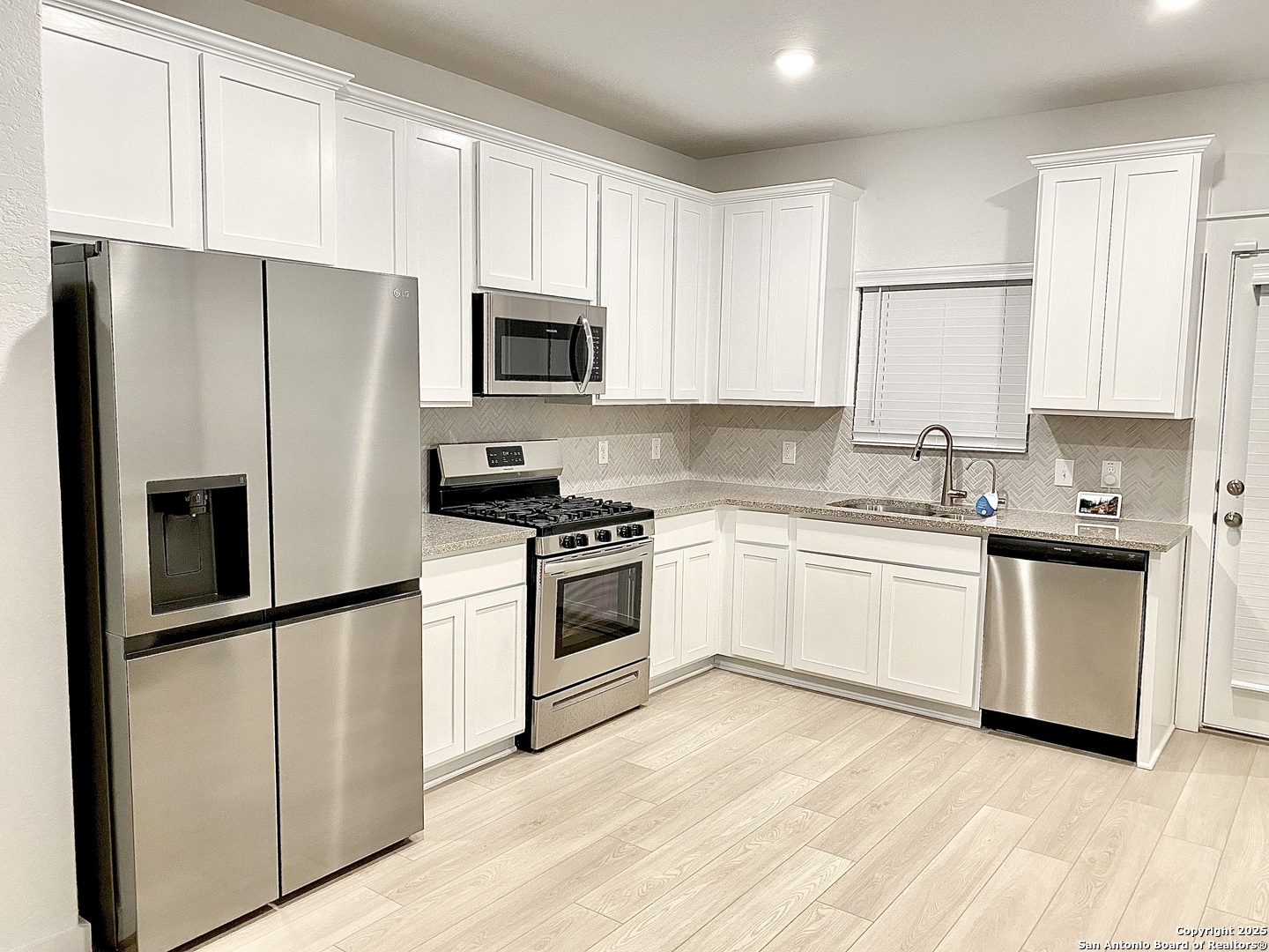 6503 Casina Glen San Antonio TX 78249