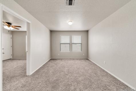 3410 Glacier Lake San Antonio TX 78222