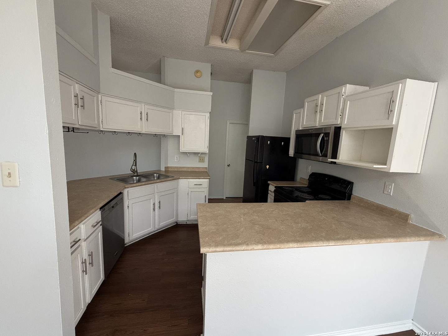 8023 Dove Trail Drive San Antonio TX 78244