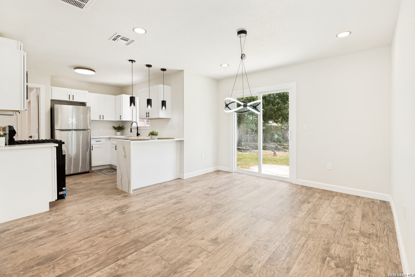 504 Willow Drive Converse TX 78109