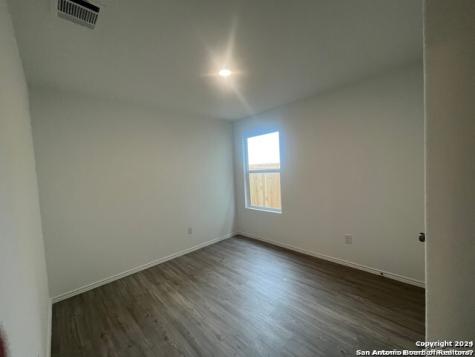 2421 Double Oak Drive New Braunfels TX 78130