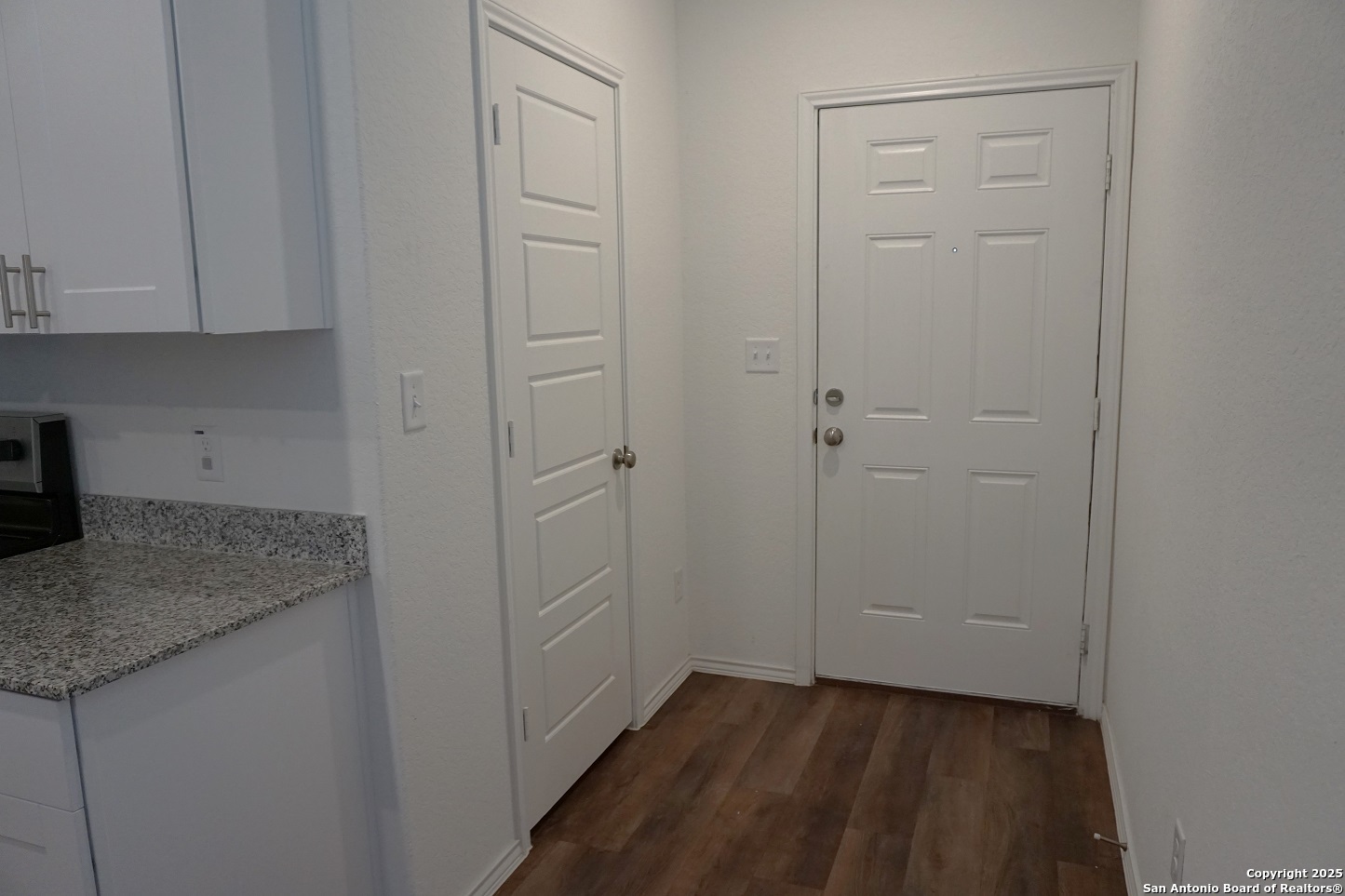 1206 Casa Luminar Converse TX 78109