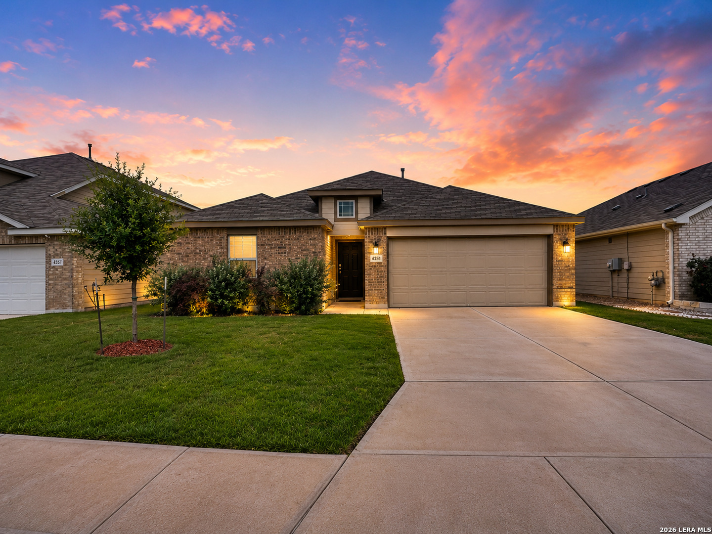 4351 W Vasquez Circle Converse TX 78109
