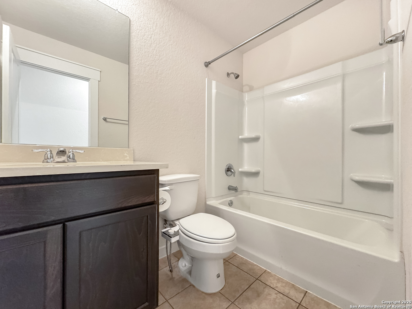 4351 W Vasquez Circle Converse TX 78109