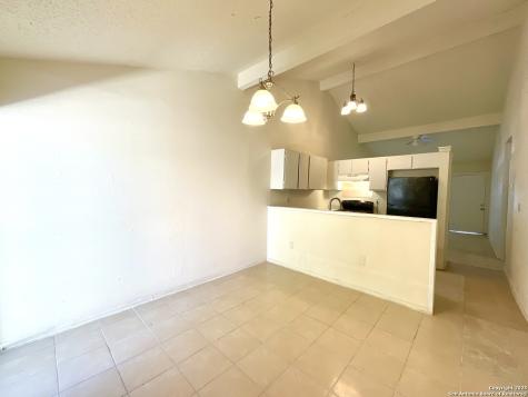 7237 Glen Bay San Antonio TX 78239