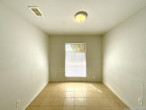 7237 Glen Bay San Antonio TX 78239