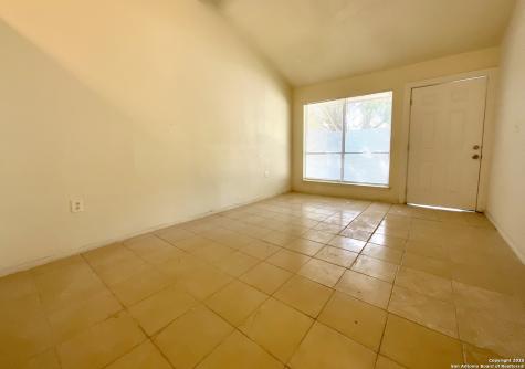 7237 Glen Bay San Antonio TX 78239