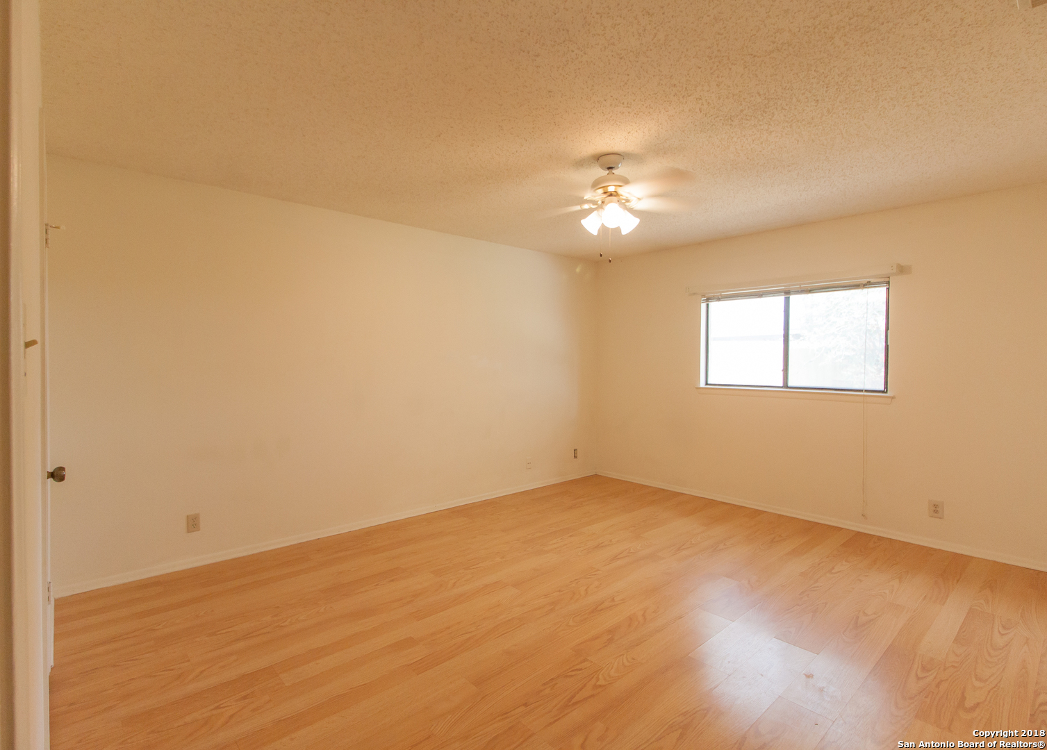 7054 Autumn Park San Antonio TX 78249
