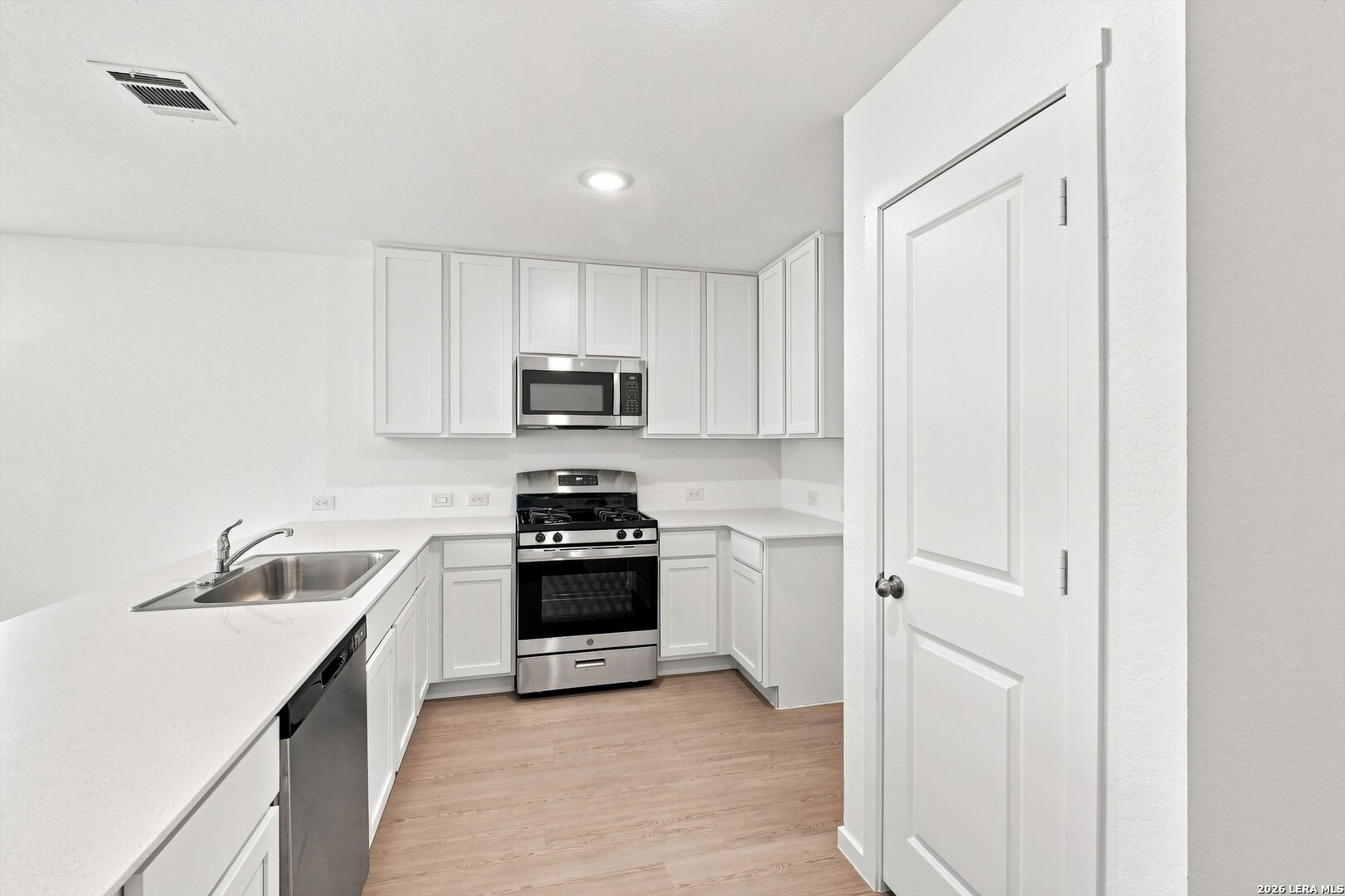 2730 Jasper Stone San Antonio TX 78264