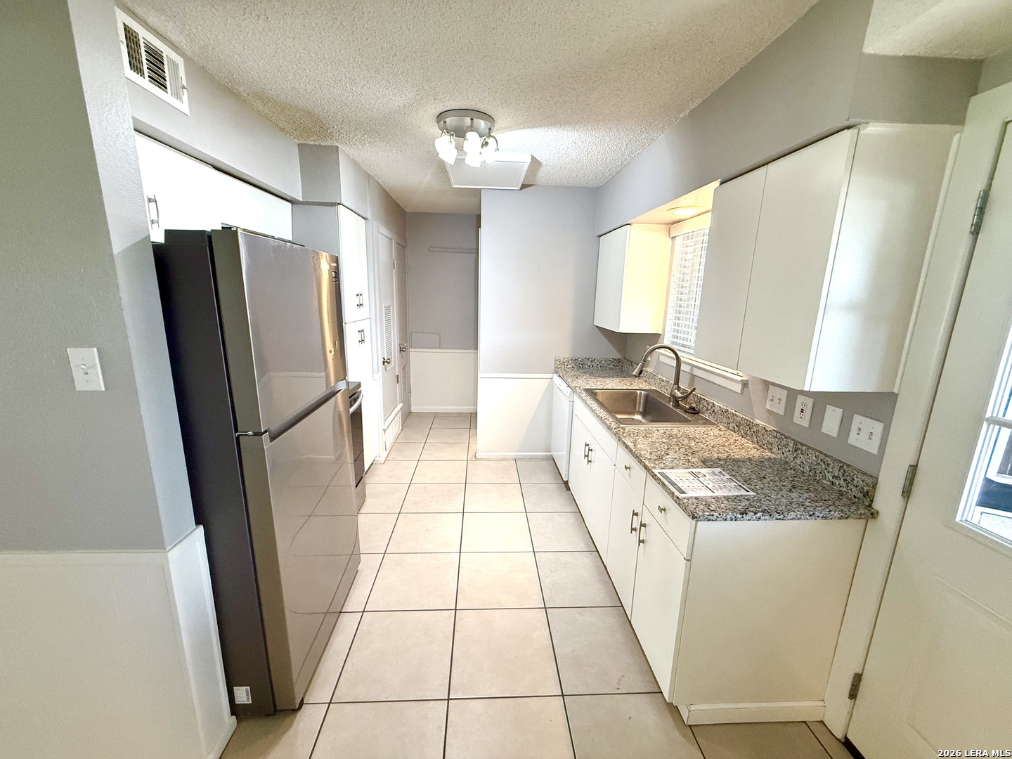125 E Silver Sands San Antonio TX 78216