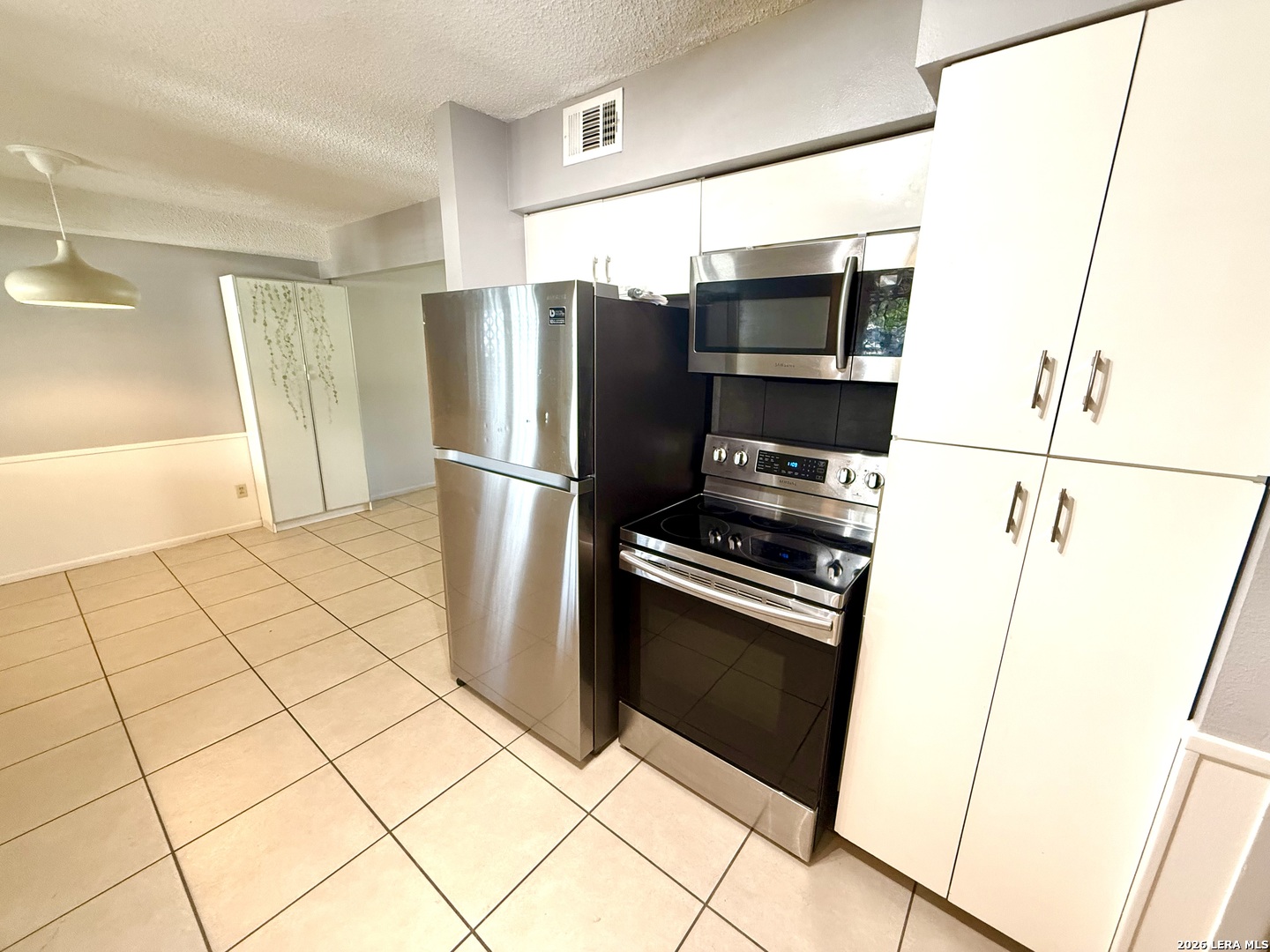 125 E Silver Sands San Antonio TX 78216