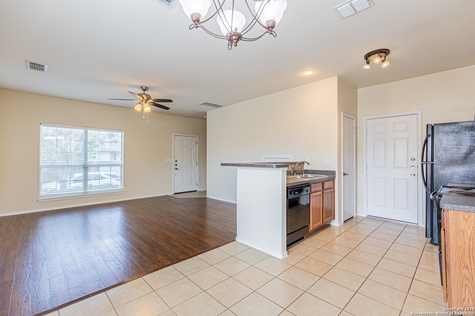 6403 Heathers Run San Antonio TX 78227