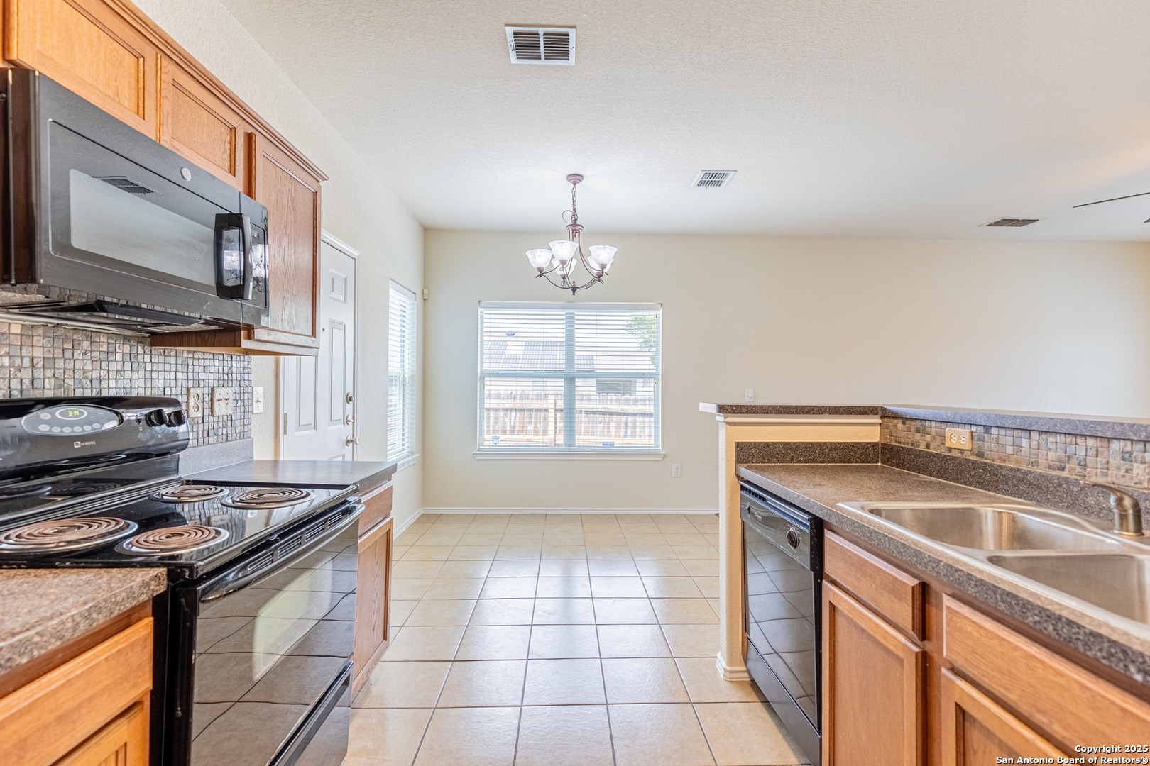 6403 Heathers Run San Antonio TX 78227