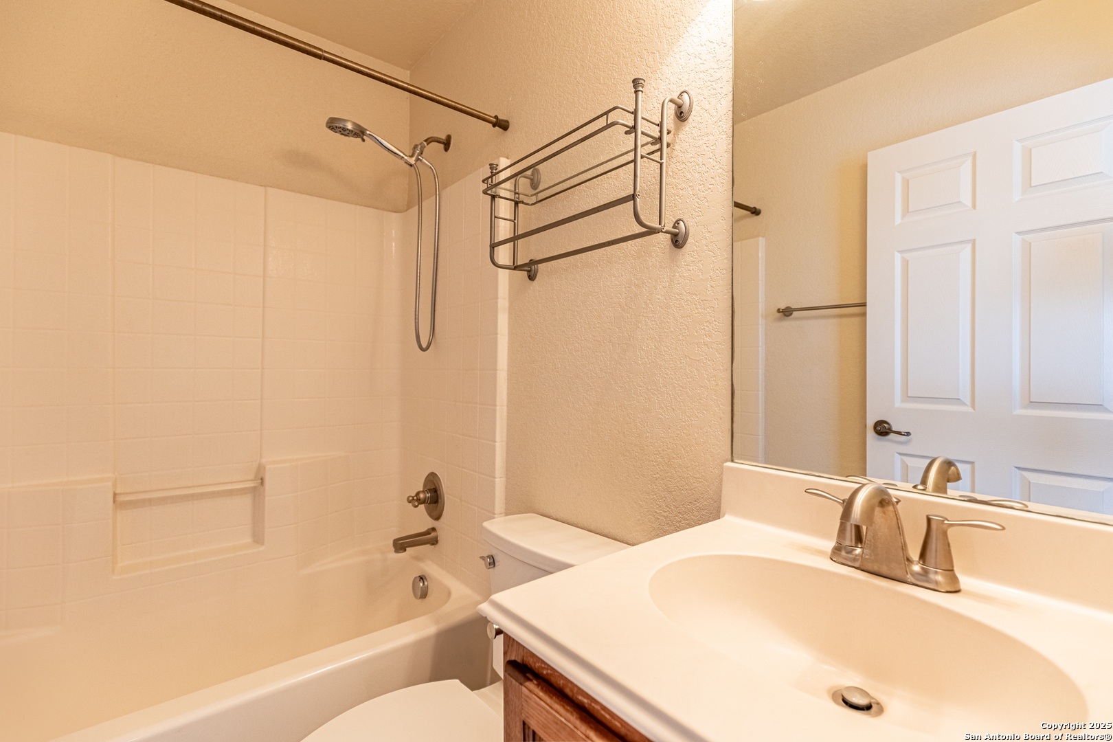 6403 Heathers Run San Antonio TX 78227