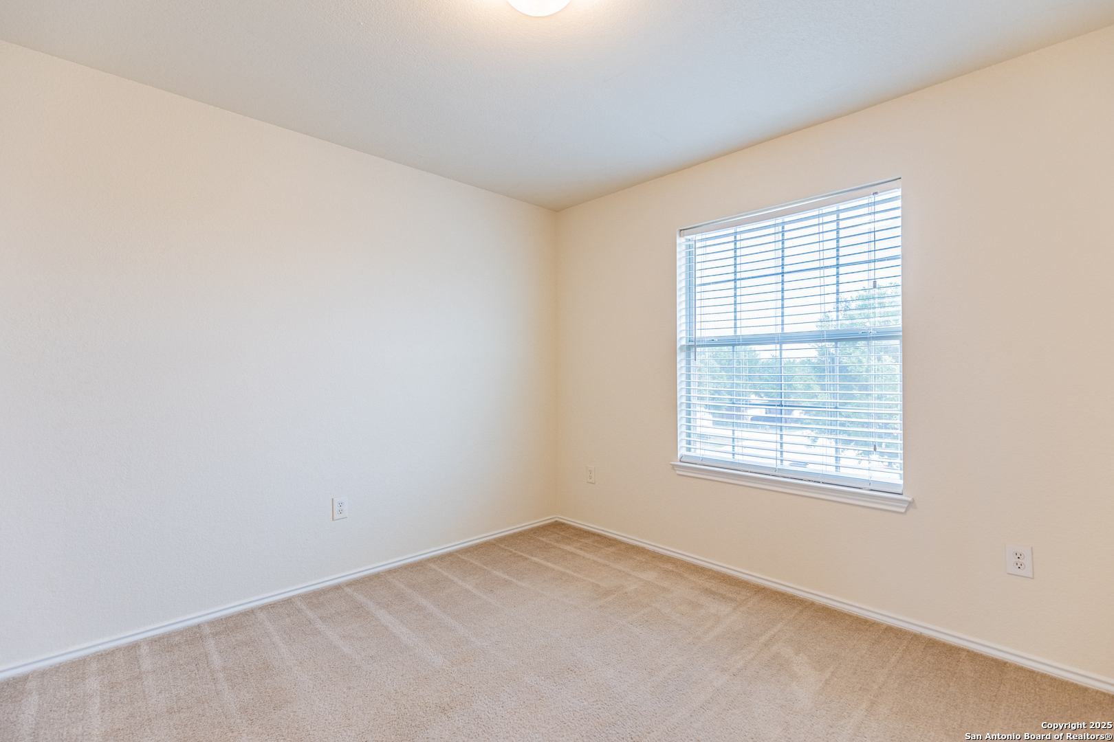 6403 Heathers Run San Antonio TX 78227