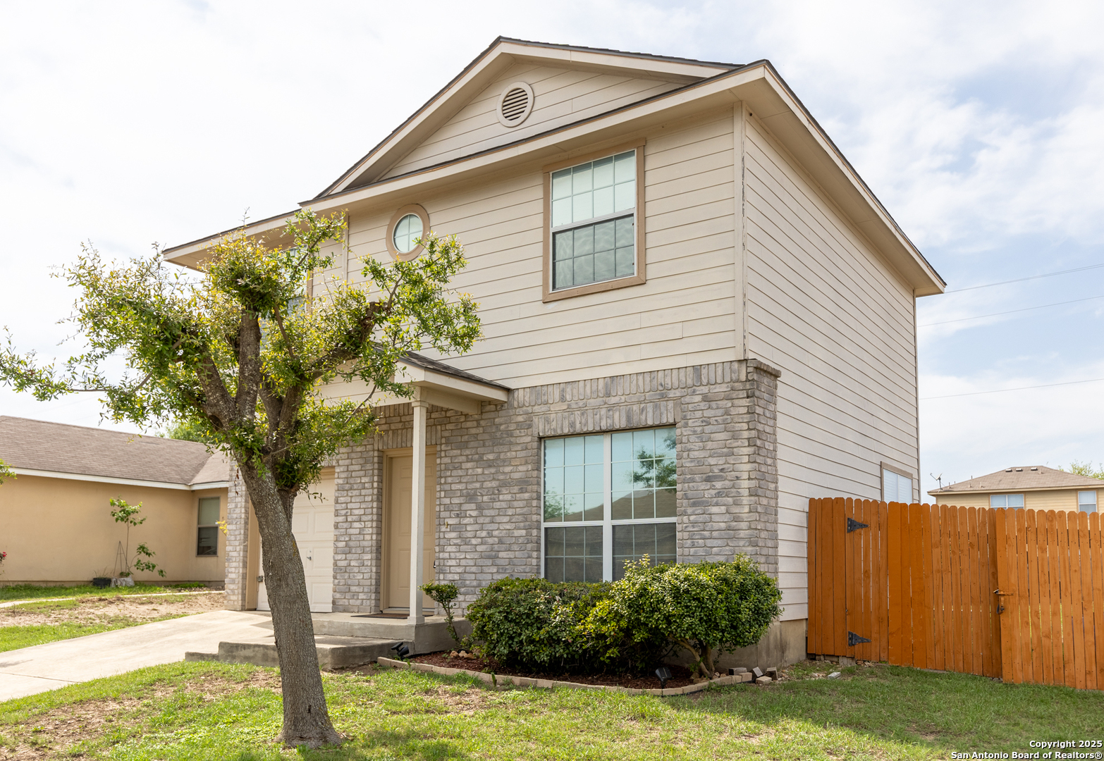 6403 Heathers Run San Antonio TX 78227