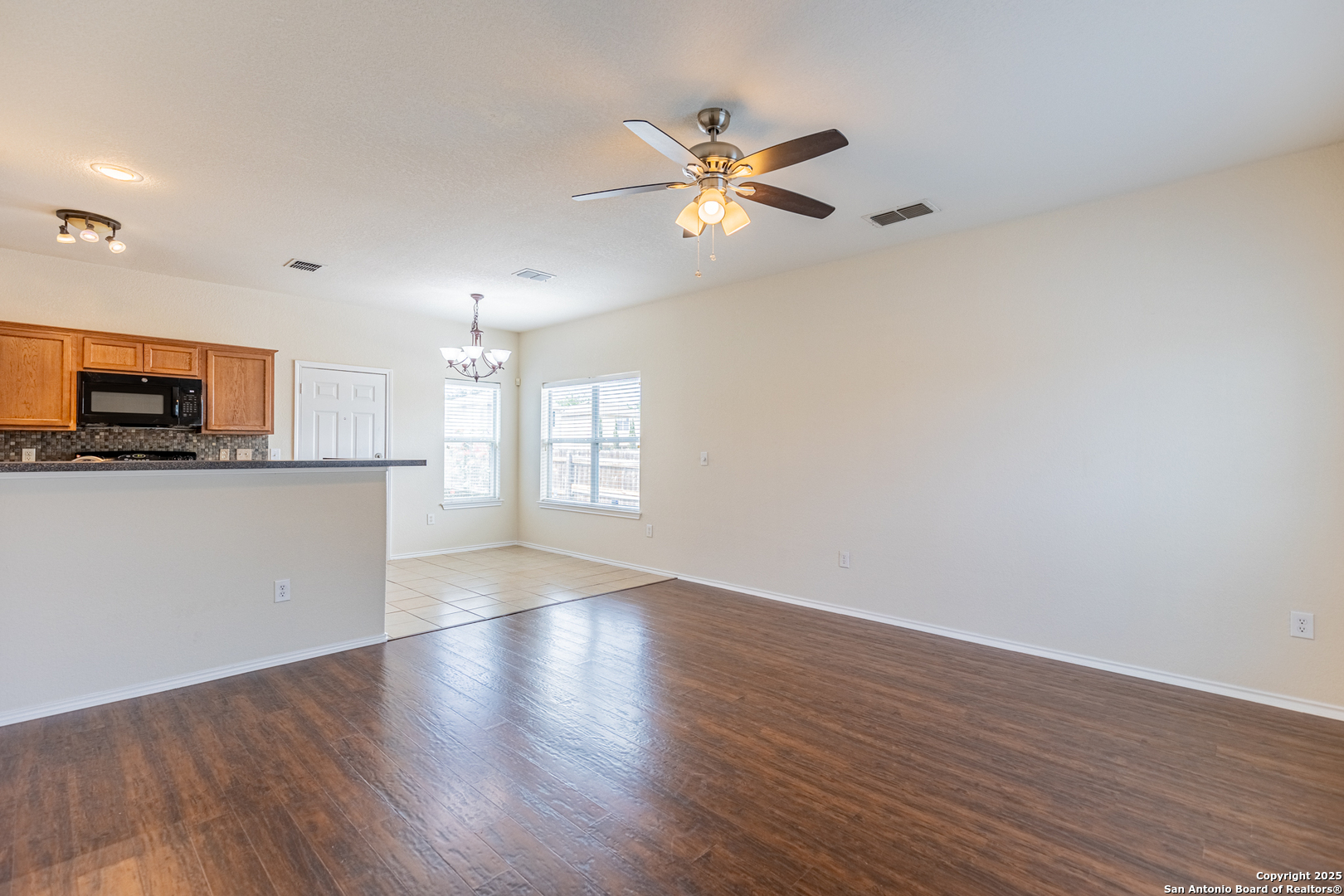 6403 Heathers Run San Antonio TX 78227