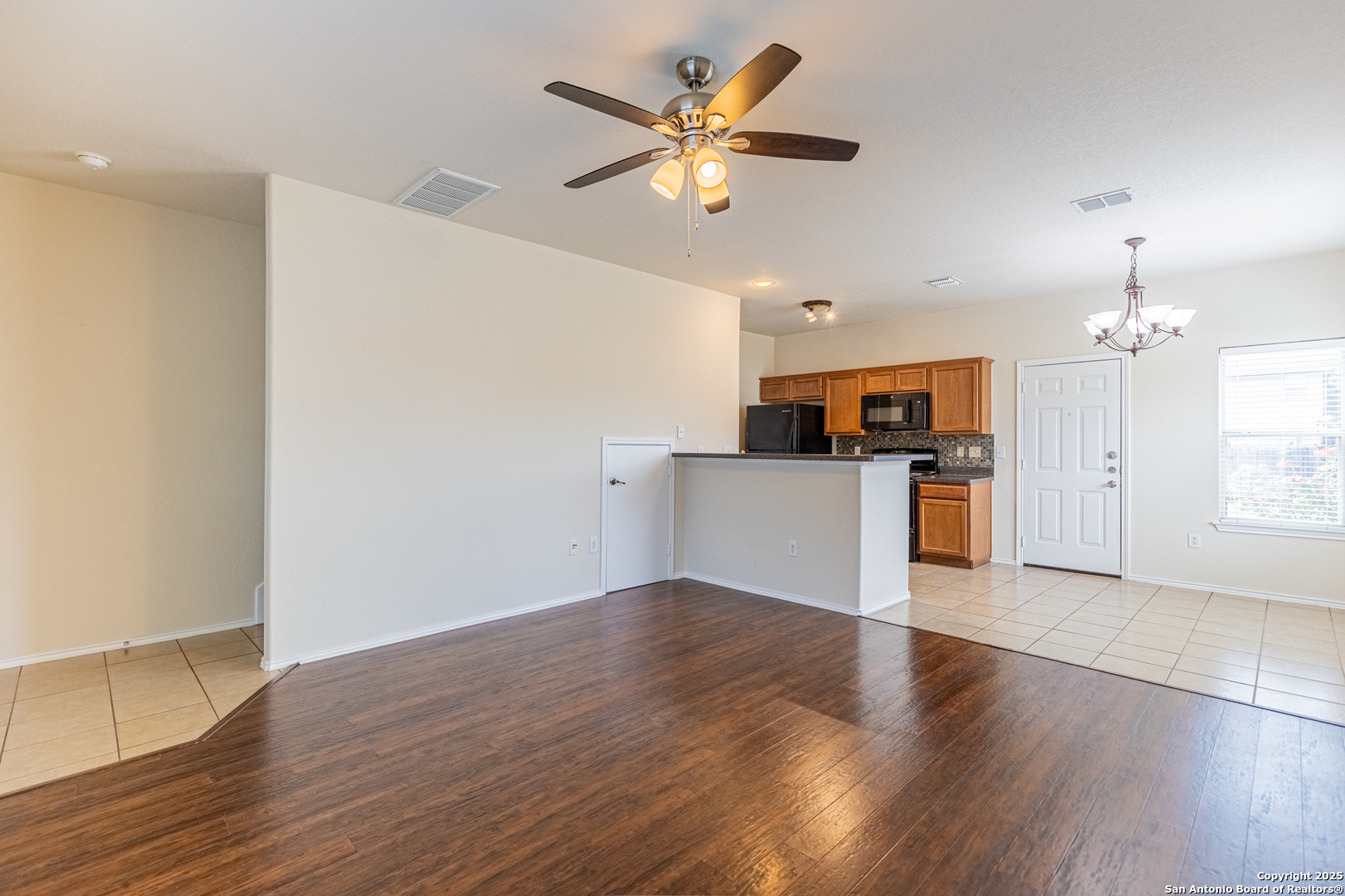 6403 Heathers Run San Antonio TX 78227