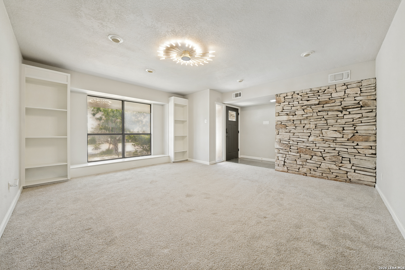 618 Sonnet San Antonio TX 78216