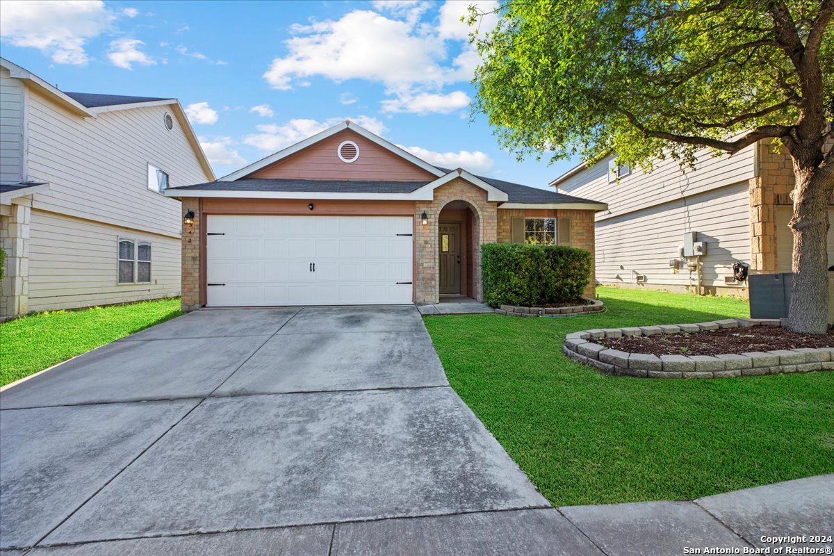 342 Fontana Albero San Antonio TX 78253