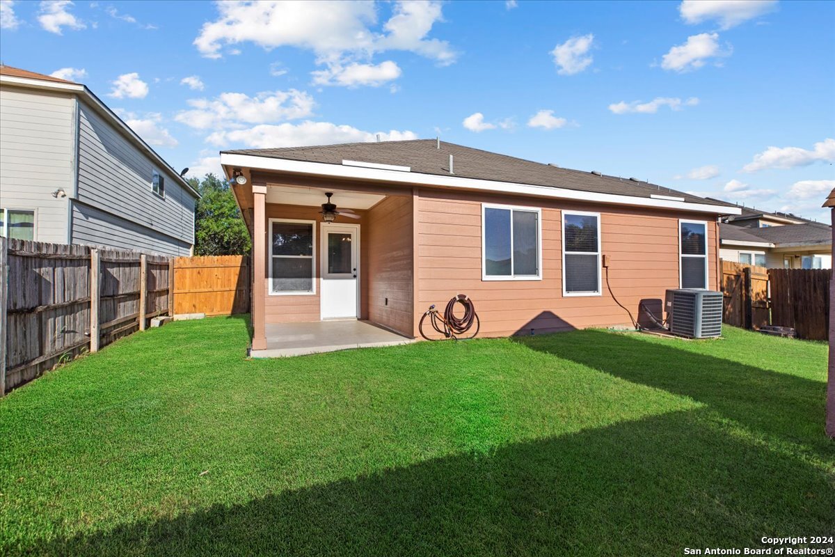 342 Fontana Albero San Antonio TX 78253
