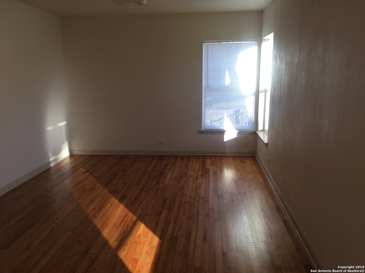 1204 Wiltshire Avenue Terrell Hills TX 78209